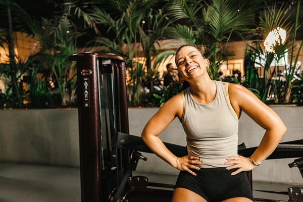 GoldsGym_BBBB_091224_day3_Still_Machine_InclinedChestPress_Haley_0112 2